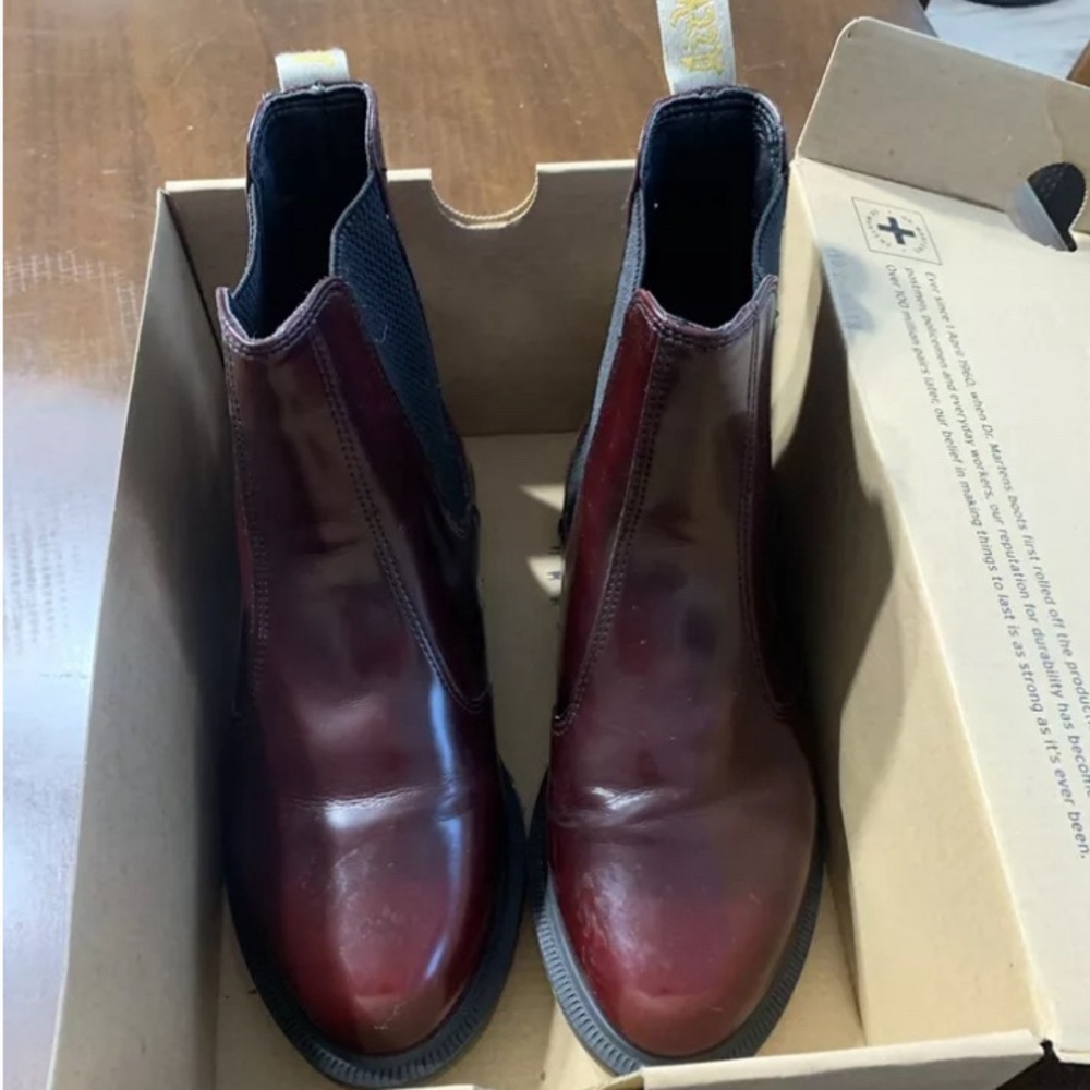 Dr. Marten’s Red Ankle/Chelsea Boots Vegan Flora